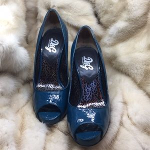 D&G Dolce and Gabbana Peep-Toe Heels